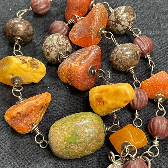 Handmade necklace: raw amber, Eastern turquoise, brecciated jasper, Czech glass - Picture 4 of 6